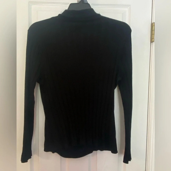 Women’s Ribbed Turtleneck Size L - Picture 2 of 2